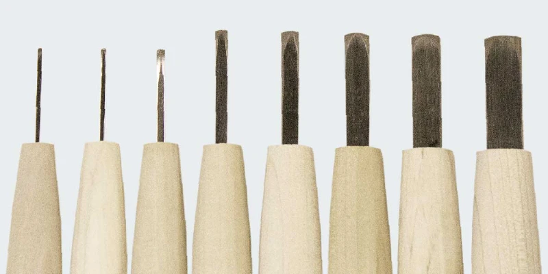 木製 刀　 手彫り装飾 Amazon.co.jp: 【BEAUTY PLAYER】刀掛け台 刀置き台 木製 刀掛け 刀